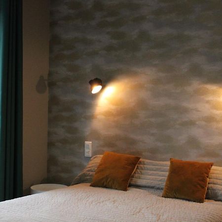 Logis Hotel L'Ayguelade Bielle Екстериор снимка